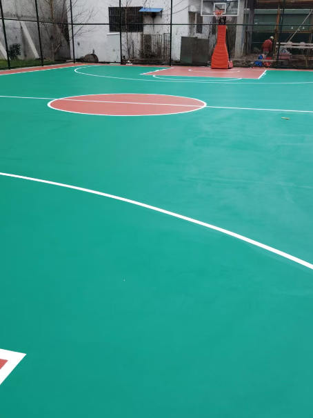 阳城 球场长期使用易出现地面开裂